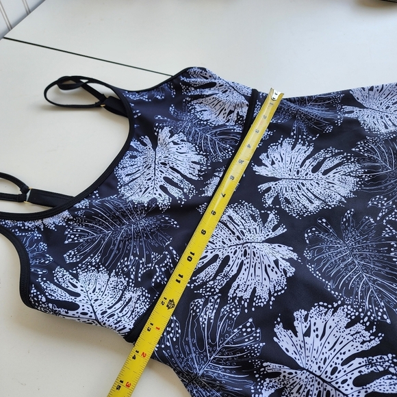 $60 Noon 1 Pc Swim Skirted Bathing Suit Black White Floral Monstera Leaf Sz 12 - Picture 11 of 12